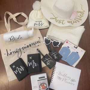 Honeymoon/Engagement/Wedding Accessories
